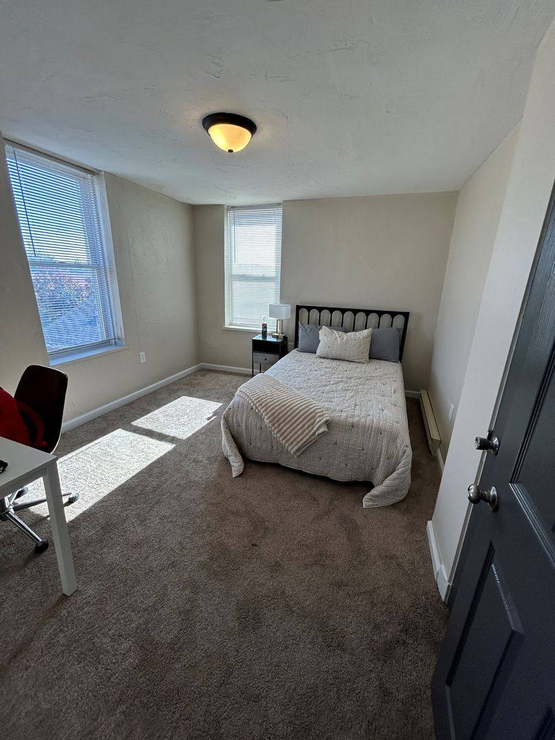 Apartment for rent at 300 Craft Ave, Pittsburgh, PA 15213