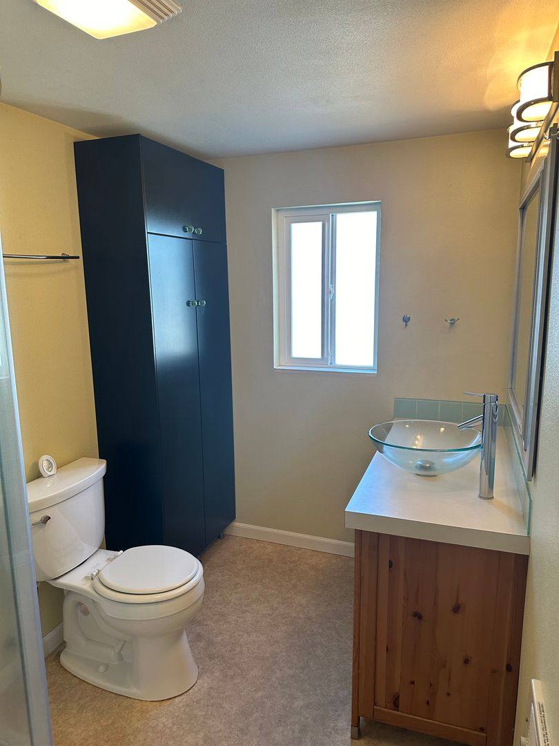 Apartment for rent at 1548 Lincoln St, Eugene, OR 97401
