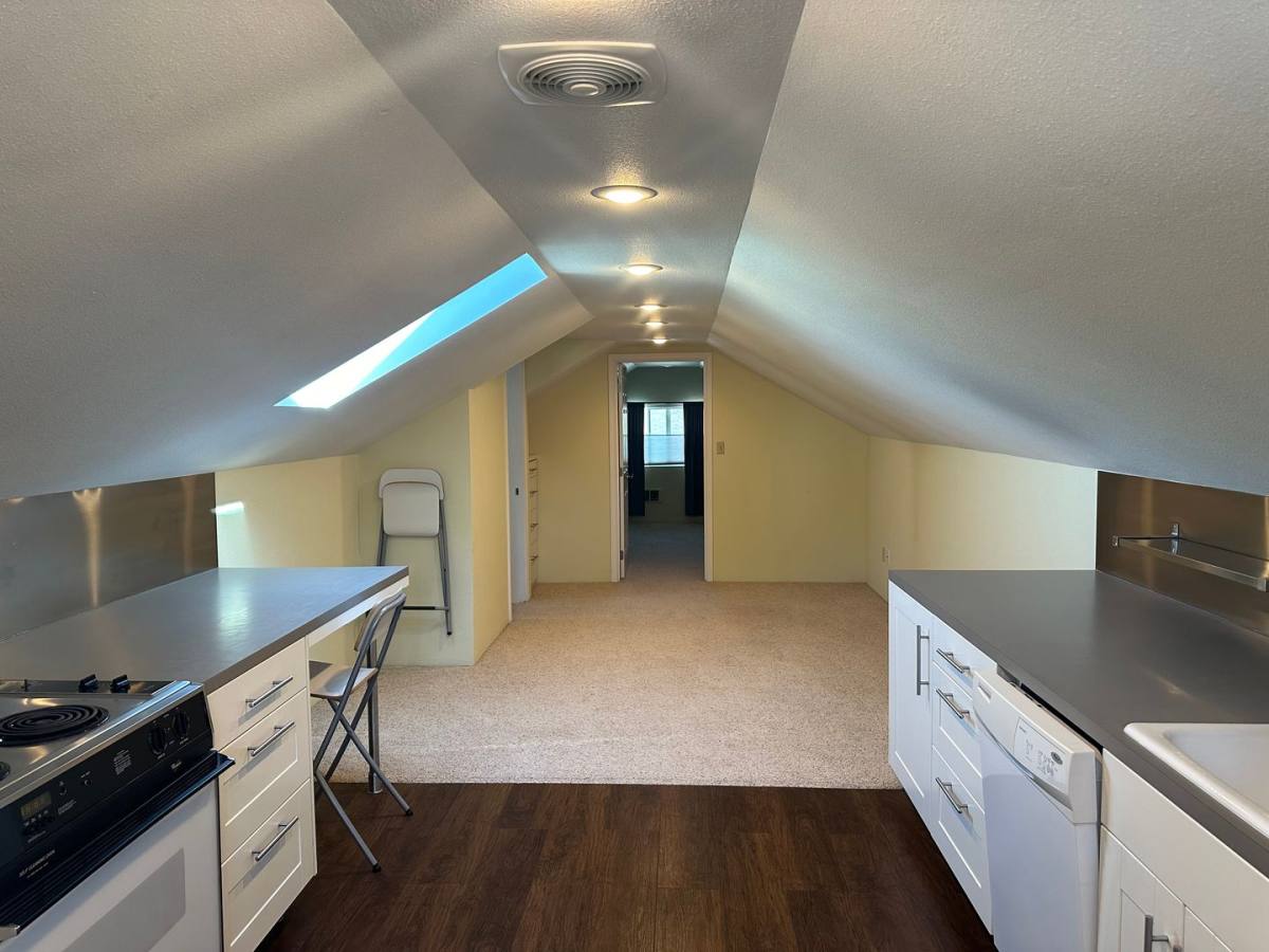 Apartment for rent at 1548 Lincoln St, Eugene, OR 97401