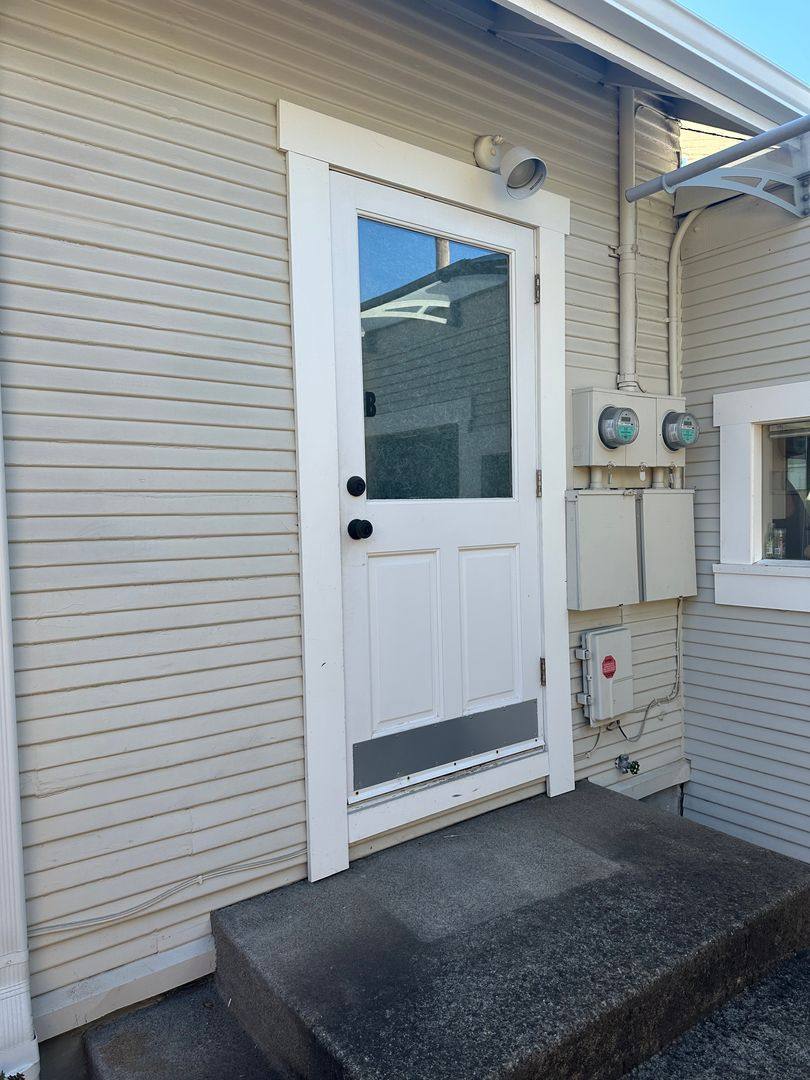 Apartment for rent at 1548 Lincoln St, Eugene, OR 97401