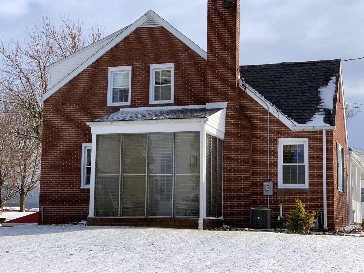 House for rent at 1706 Wood St, Latrobe, PA 15650
