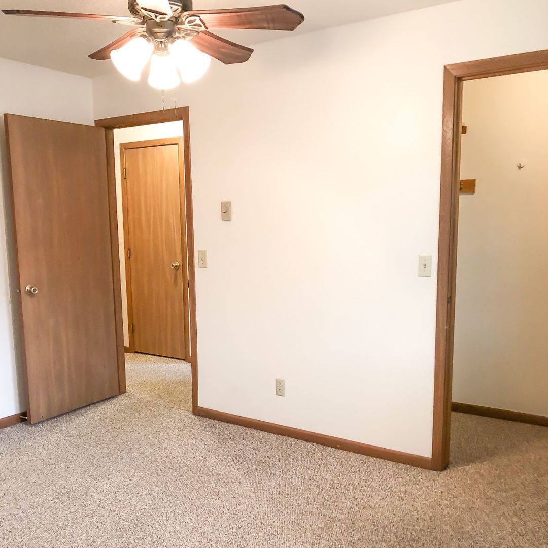 Apartment for rent at 927 Briar Lane, Altoona, WI 54720