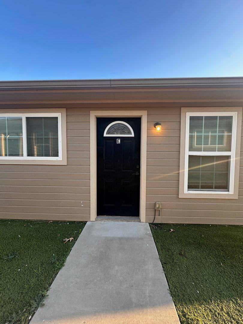 Apartment for rent at 111 Canal St, Early, TX 76802
