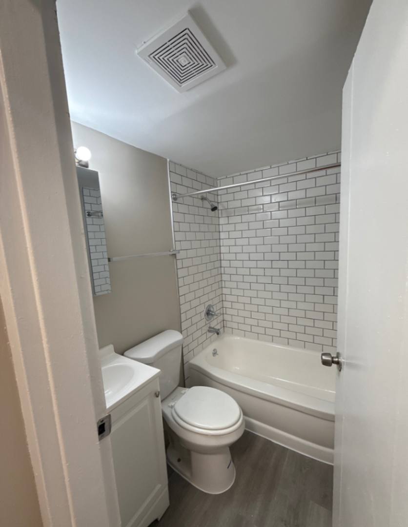 Apartment for rent at 2315 St James Ave, Cincinnati, OH 45206