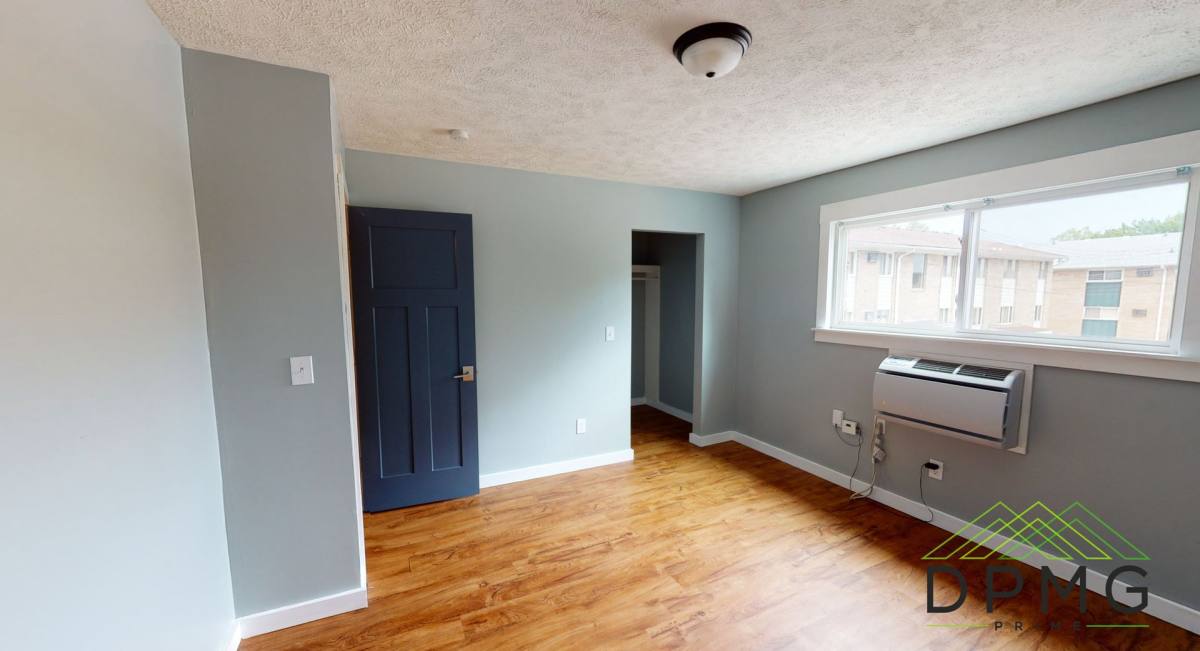Apartment for rent at 326 E Hillsdale #1, Lansing, MI 48933