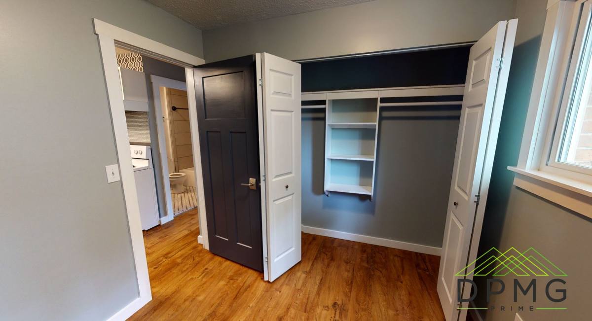 Apartment for rent at 326 E Hillsdale #1, Lansing, MI 48933
