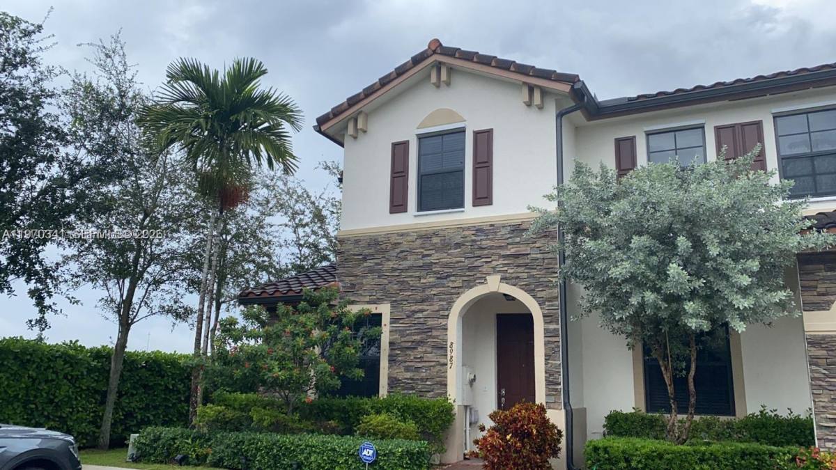 House for rent at 8987 W 35th Ave, Hialeah, FL 33018