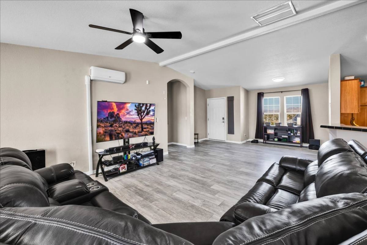 House for rent at 73777 Playa Vista, Twentynine Palms, CA 92277
