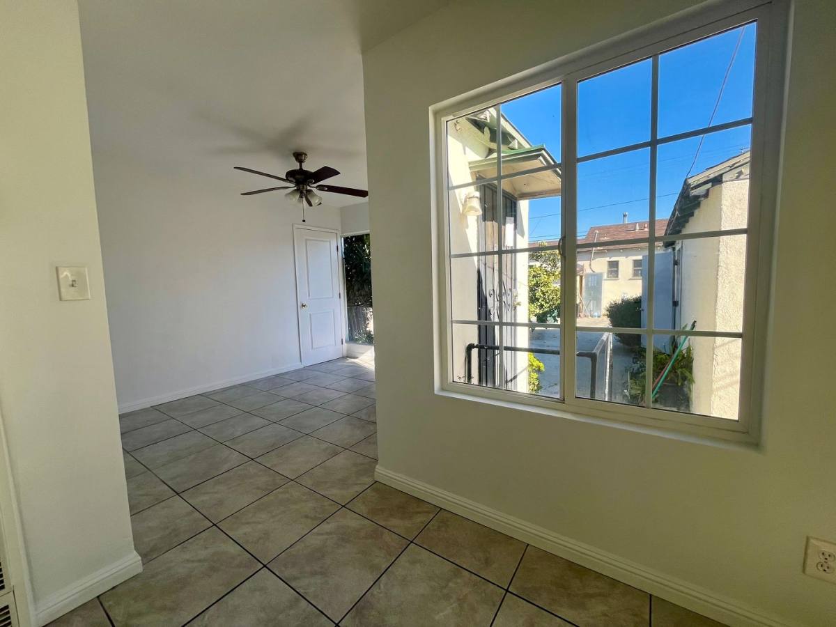 Apartment for rent at 10523-25 Mansel Ave, Inglewood, CA 90304