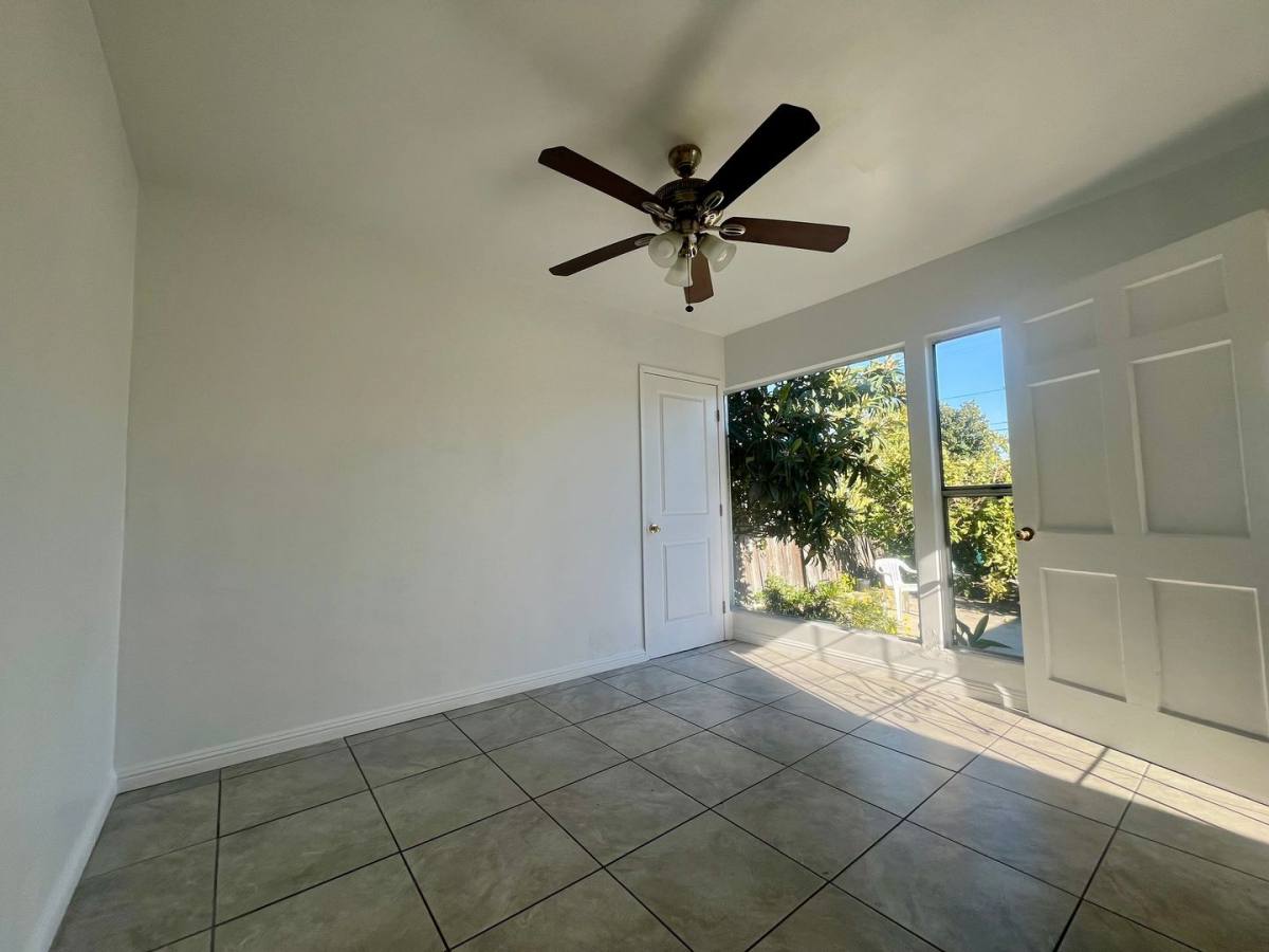 Apartment for rent at 10523-25 Mansel Ave, Inglewood, CA 90304