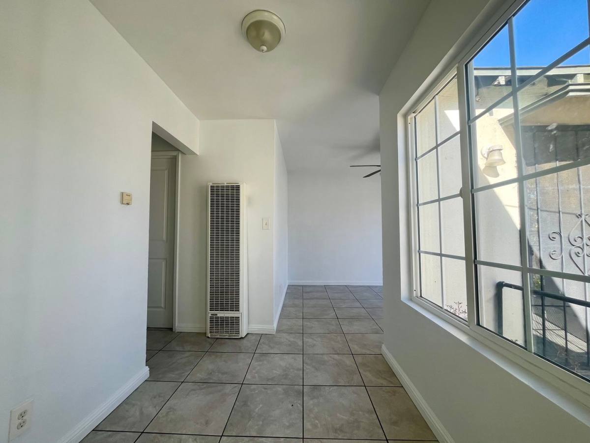 Apartment for rent at 10523-25 Mansel Ave, Inglewood, CA 90304