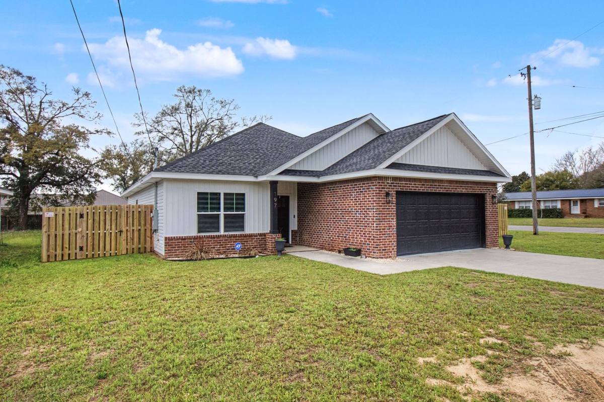 House for rent at 197 W 1st Ave, Crestview, FL 32536