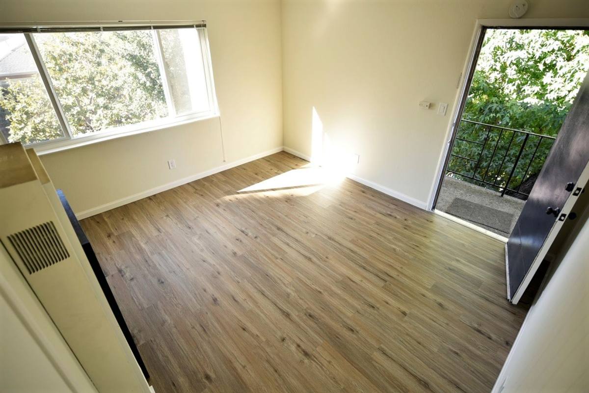 Apartment for rent at 3901 Ruby St, Oakland, CA 94609
