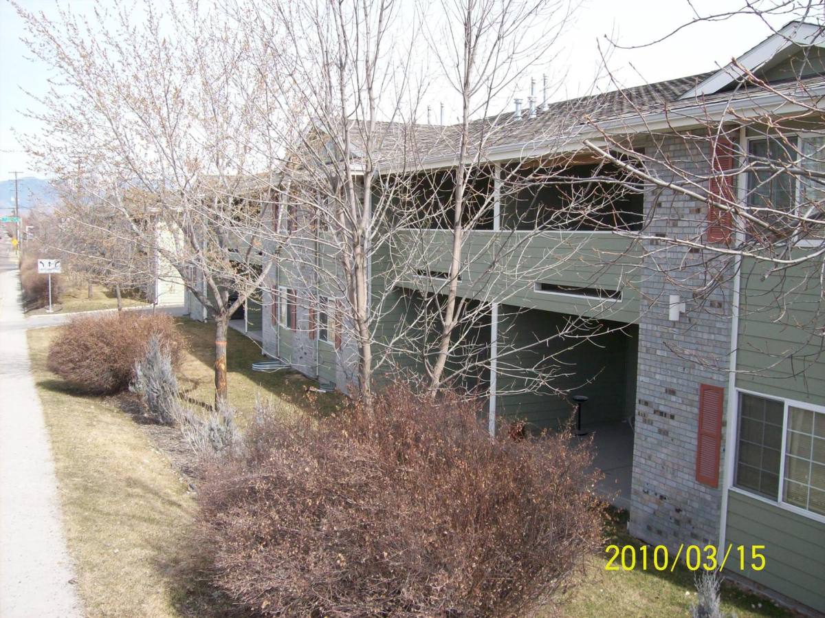 Apartment for rent at 4104 Hillview Way, Missoula, MT 59803