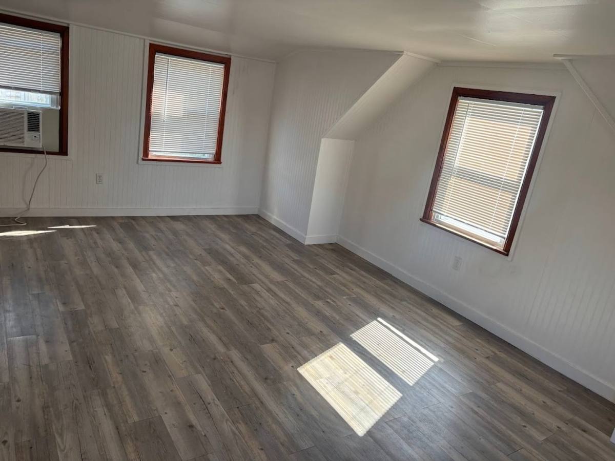 Apartment for rent at 4745 Lind St, Norfolk, VA 23513