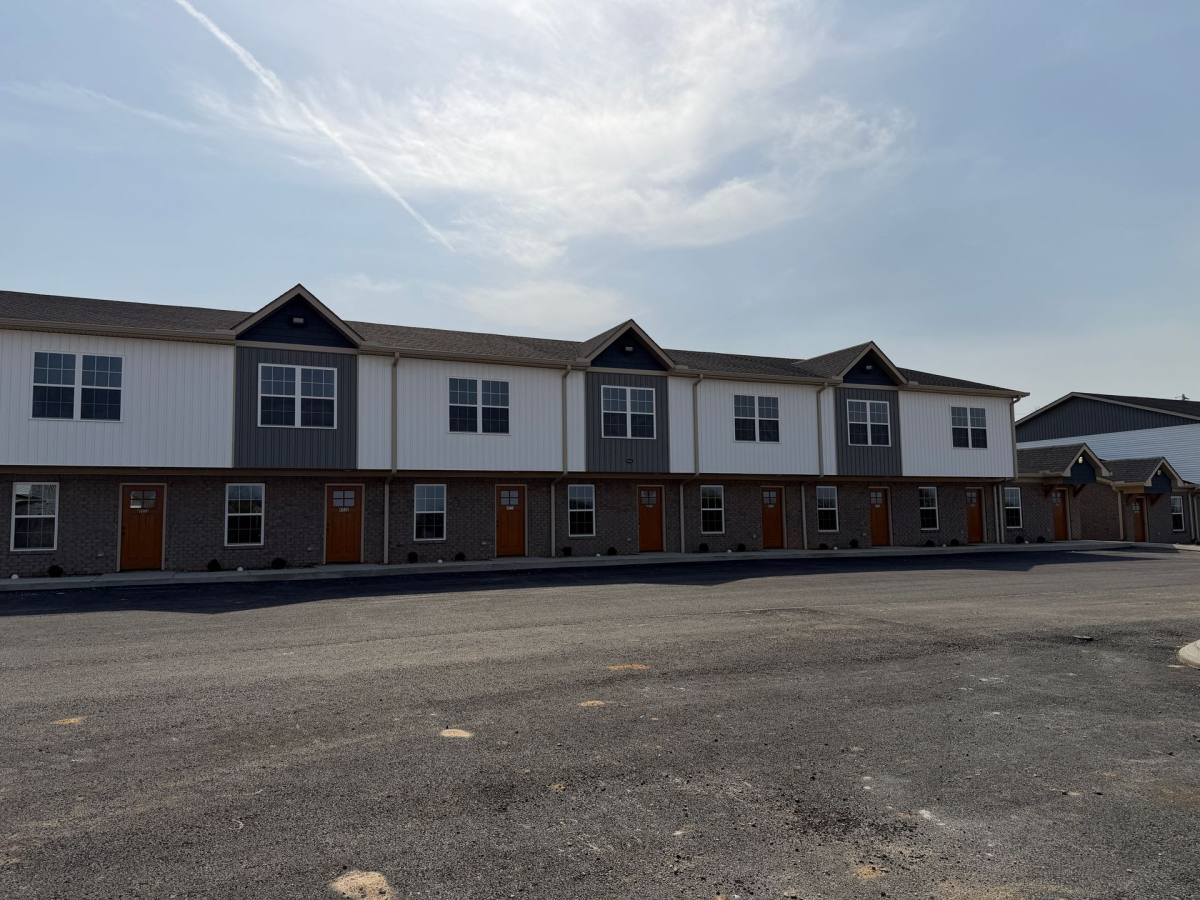 Townhouse for rent at 1500 Easton St, Franklin, KY 42134