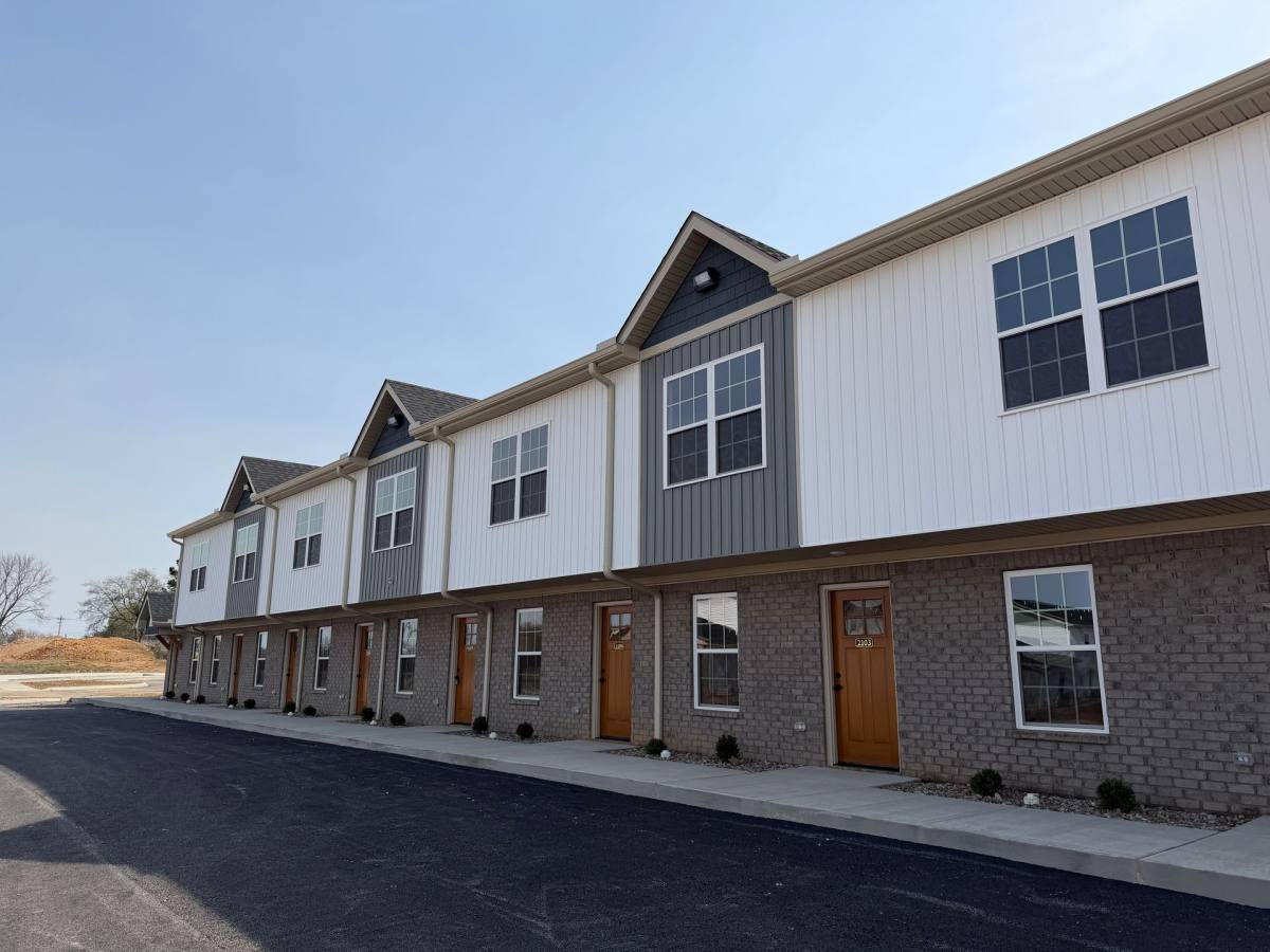 Townhouse for rent at 1500 Easton St, Franklin, KY 42134