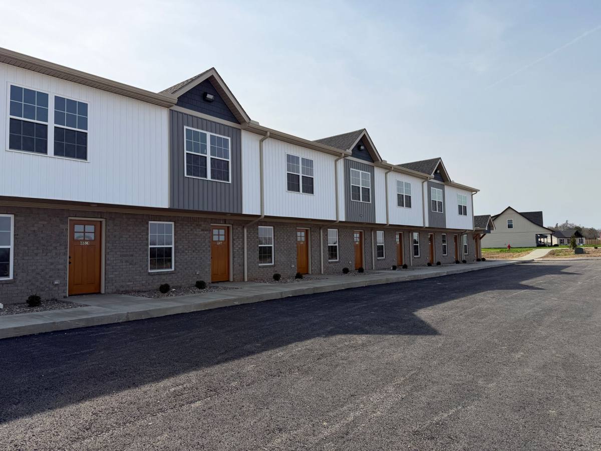 Townhouse for rent at 1500 Easton St, Franklin, KY 42134