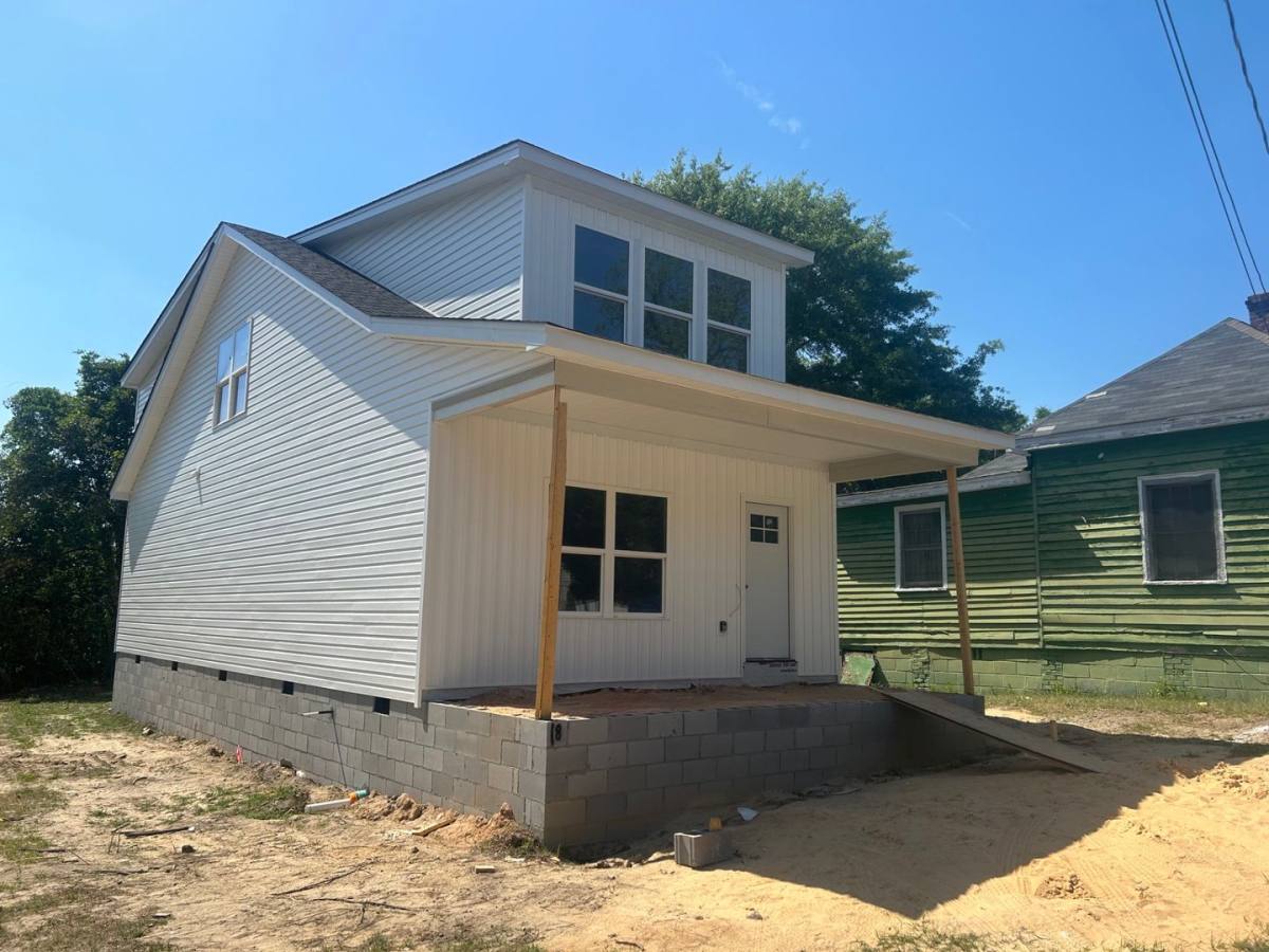 House for rent at 1111 Tree St, Columbia, SC 29205