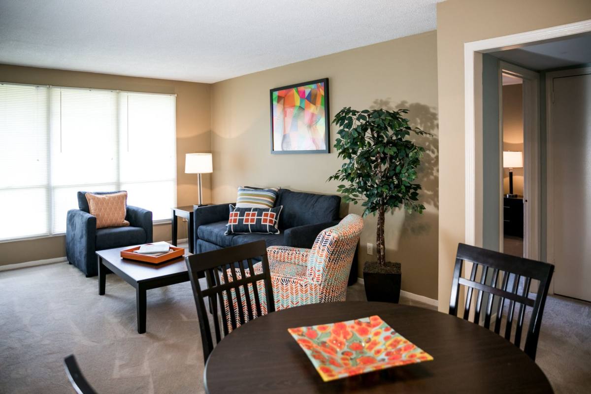 Apartment for rent at 427 N Graham, Memphis, TN 38122