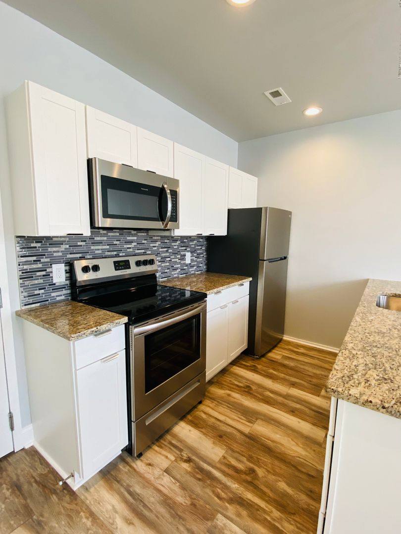 Apartment for rent at 3001 A W Cary St, Richmond, VA 23221
