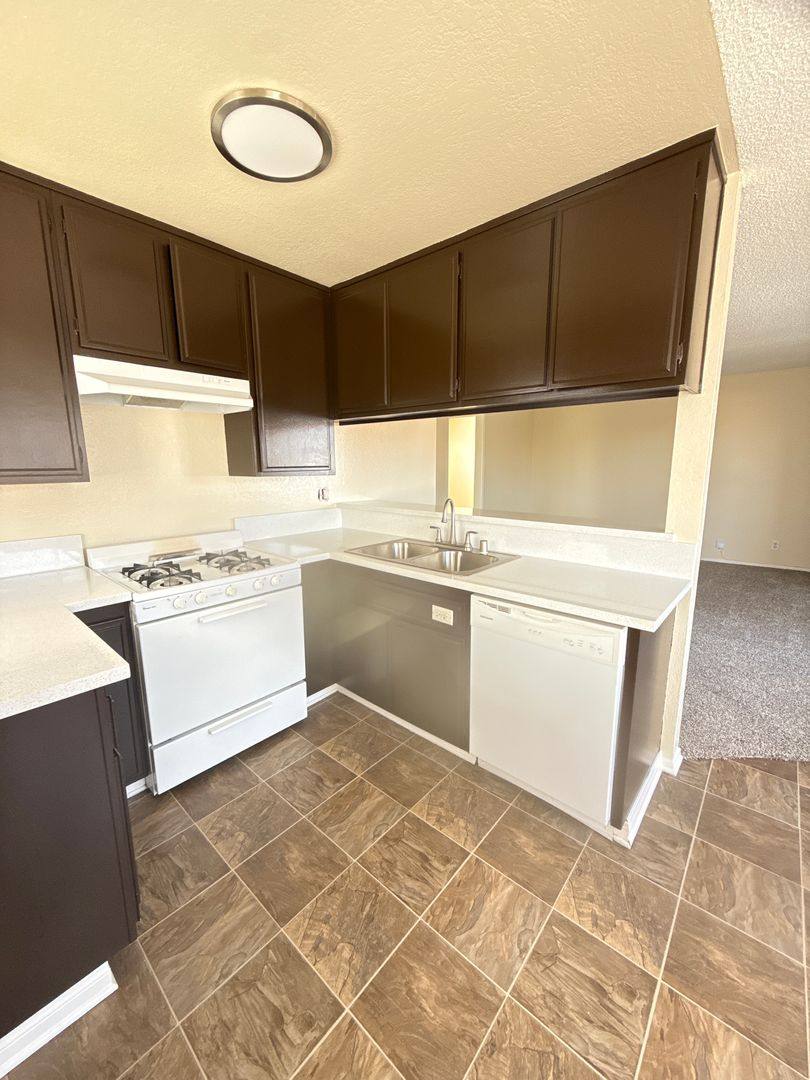 Apartment for rent at 2325 Alma St, San Pedro, CA 90731