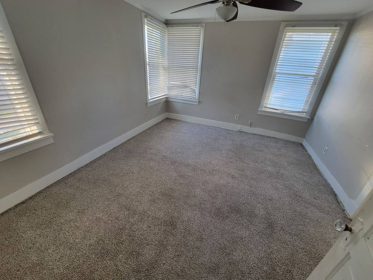 Apartment for rent at 1019 Sheridan Ave, Shreveport, LA 71104