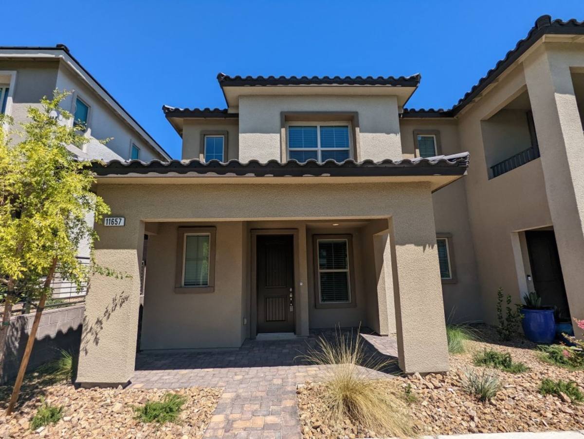 Townhouse for rent at 11657 Bearpaw Meadow Ave, Las Vegas, NV 89138