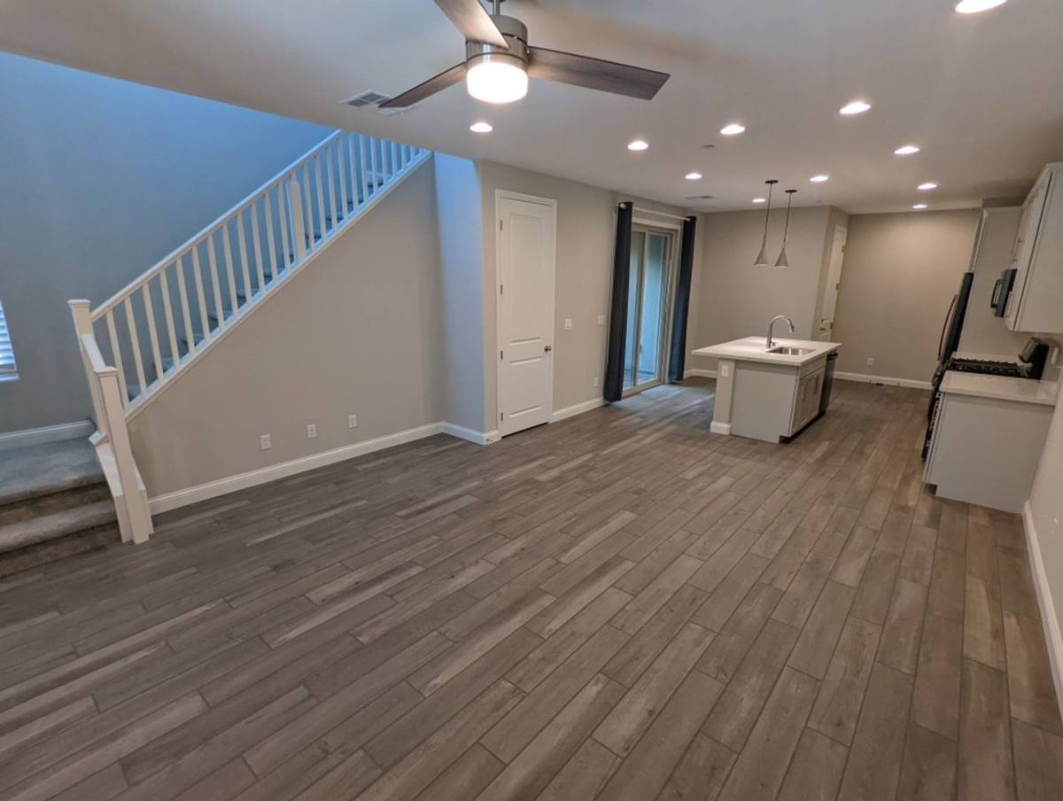 Townhouse for rent at 11657 Bearpaw Meadow Ave, Las Vegas, NV 89138
