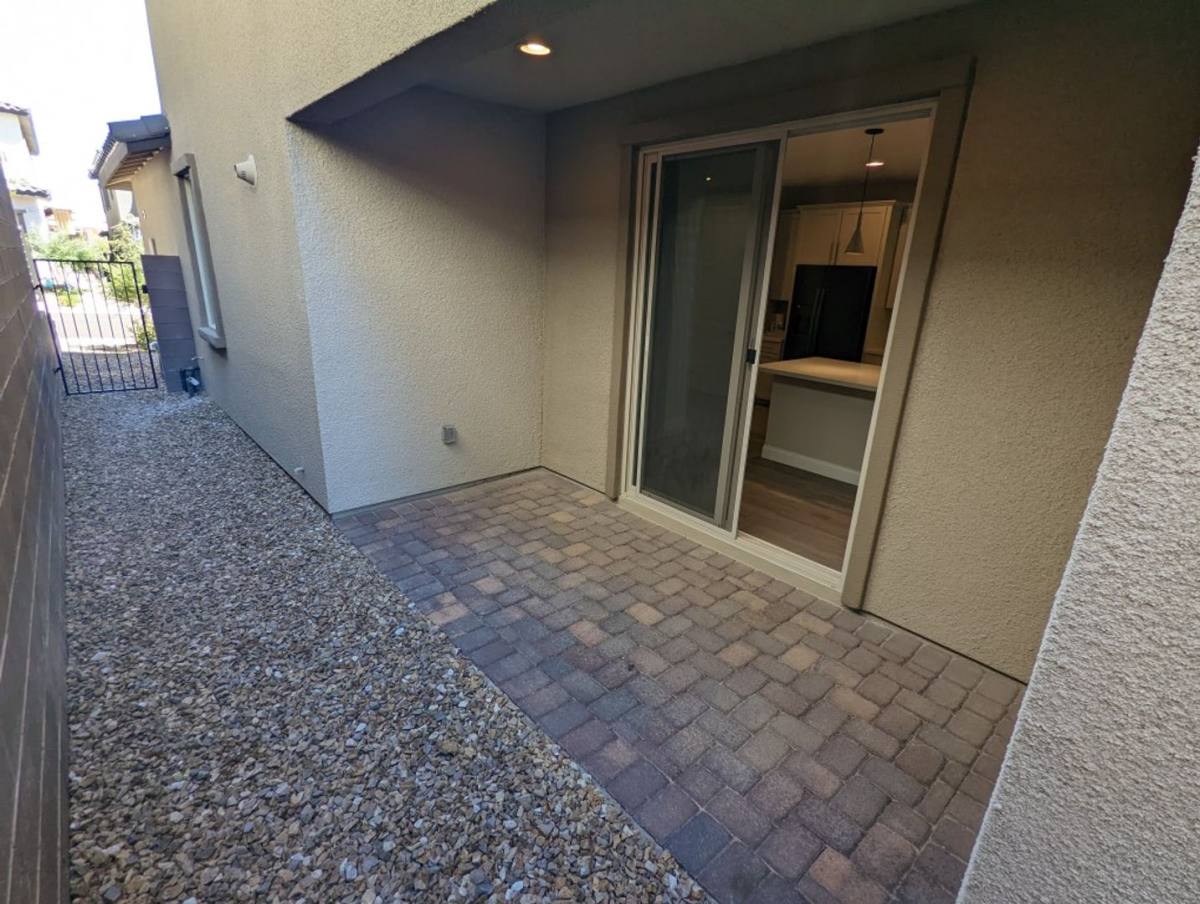 Townhouse for rent at 11657 Bearpaw Meadow Ave, Las Vegas, NV 89138