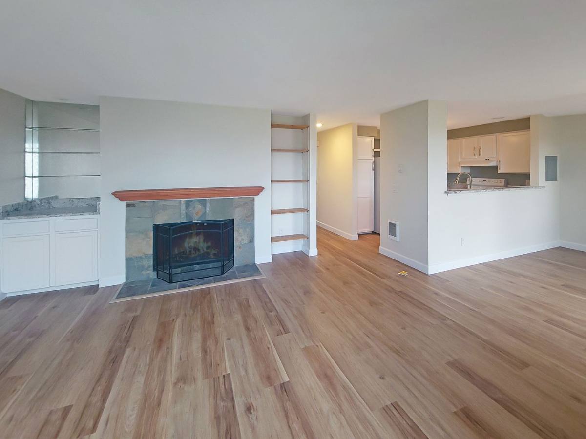 Condo for rent at 1301 S Puget Dr #A24, Renton, WA 98055