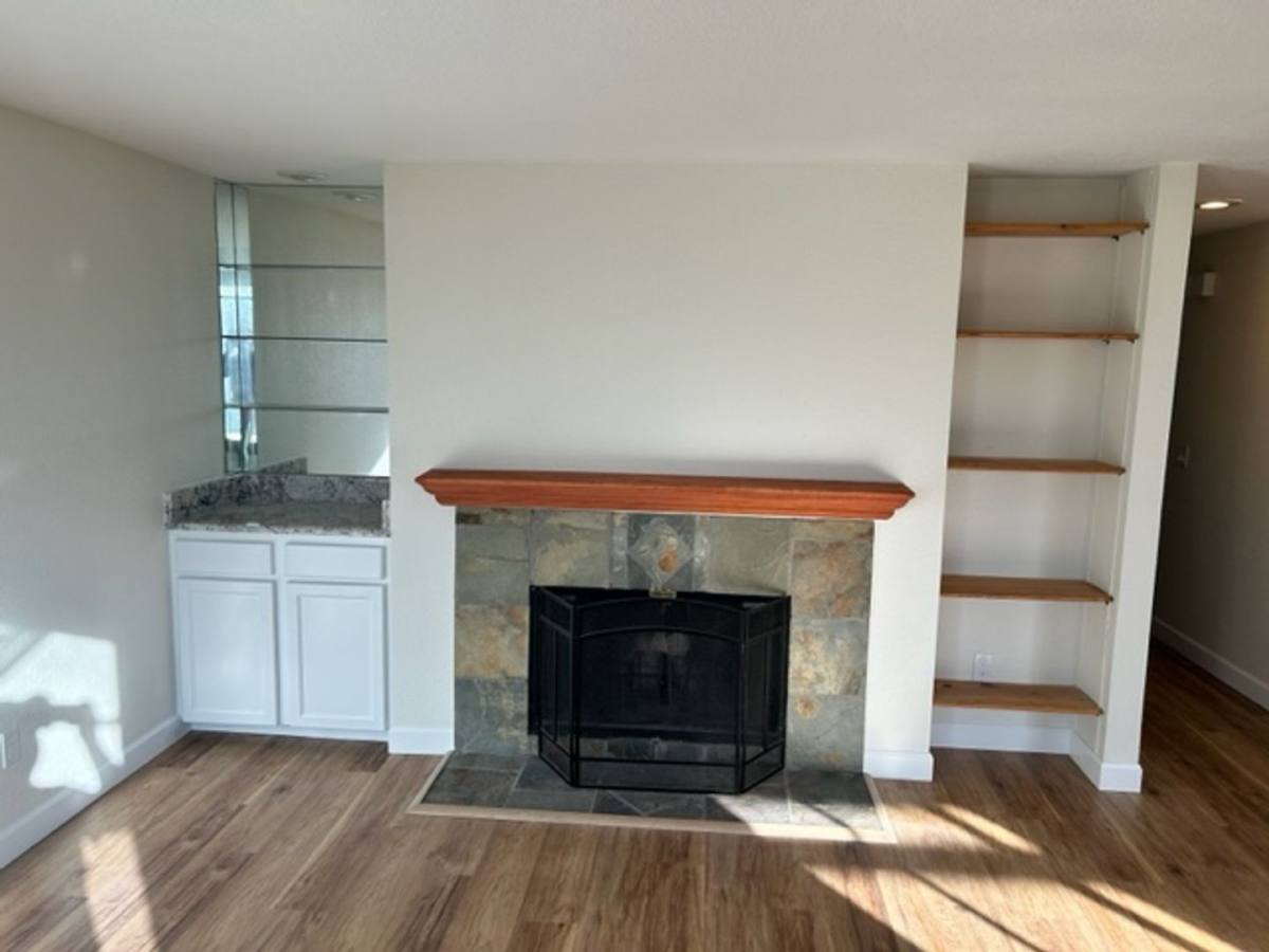 Condo for rent at 1301 S Puget Dr #A24, Renton, WA 98055