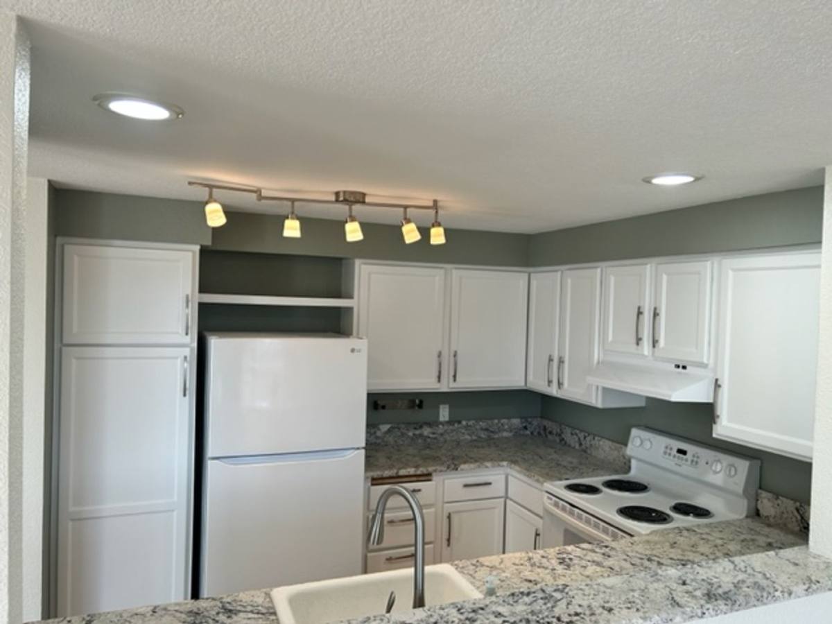 Condo for rent at 1301 S Puget Dr #A24, Renton, WA 98055