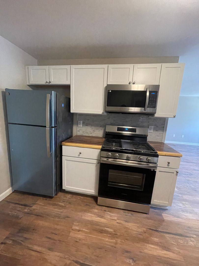 Apartment for rent at 742 N Negley Ave, Pittsburgh, PA 15206