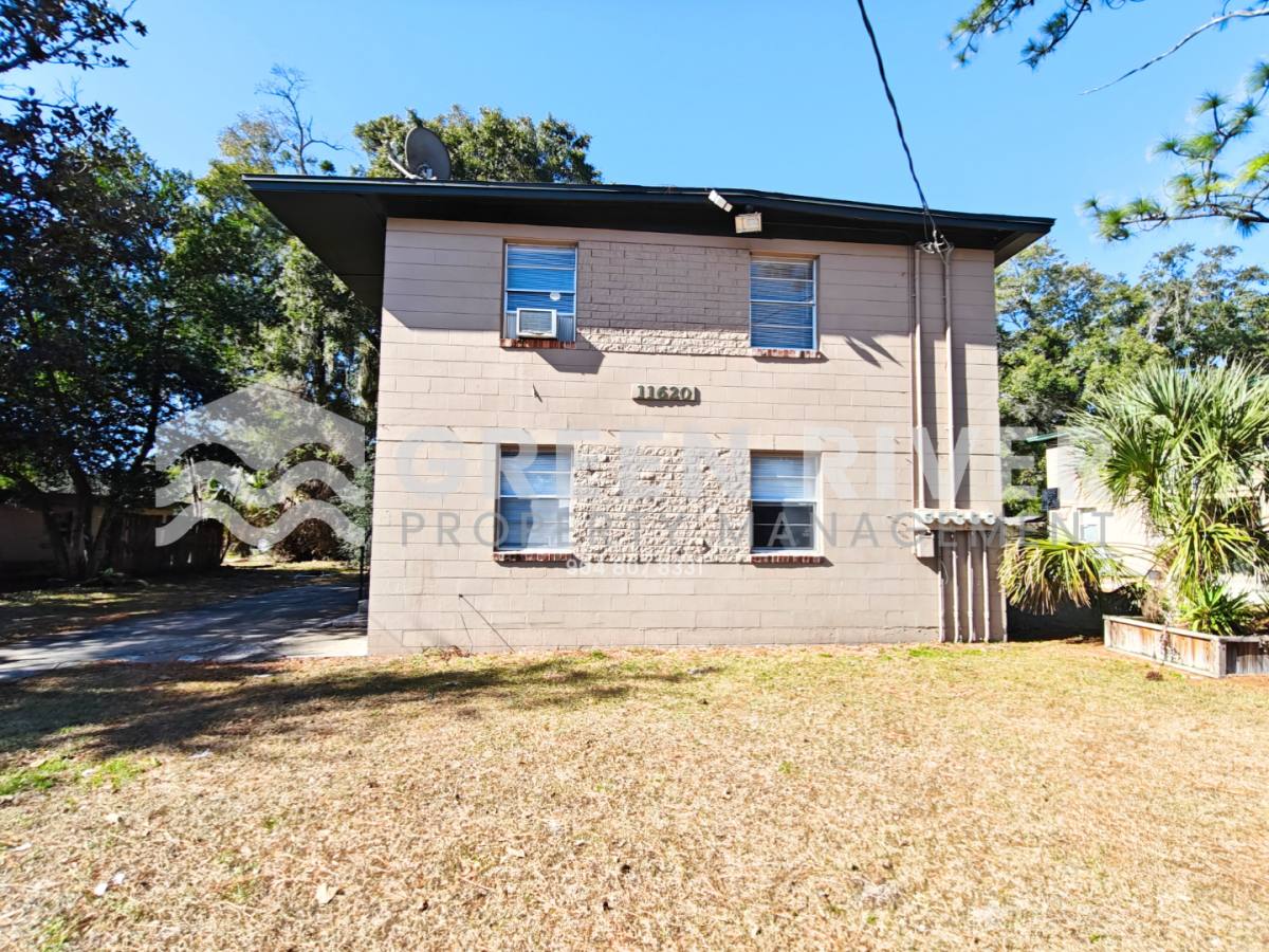 Apartment for rent at 11620 Charlie Rd, Jacksonville, FL 32218
