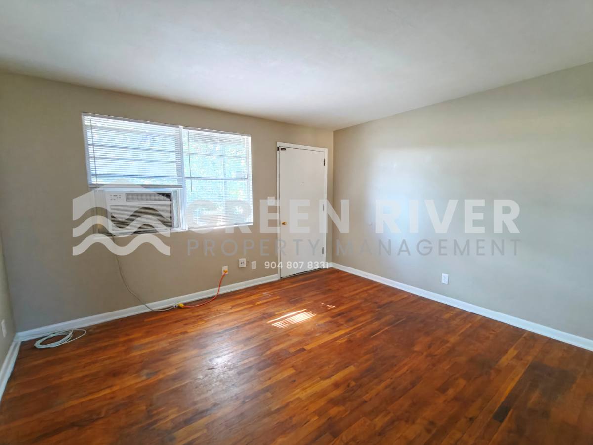 Apartment for rent at 11620 Charlie Rd, Jacksonville, FL 32218