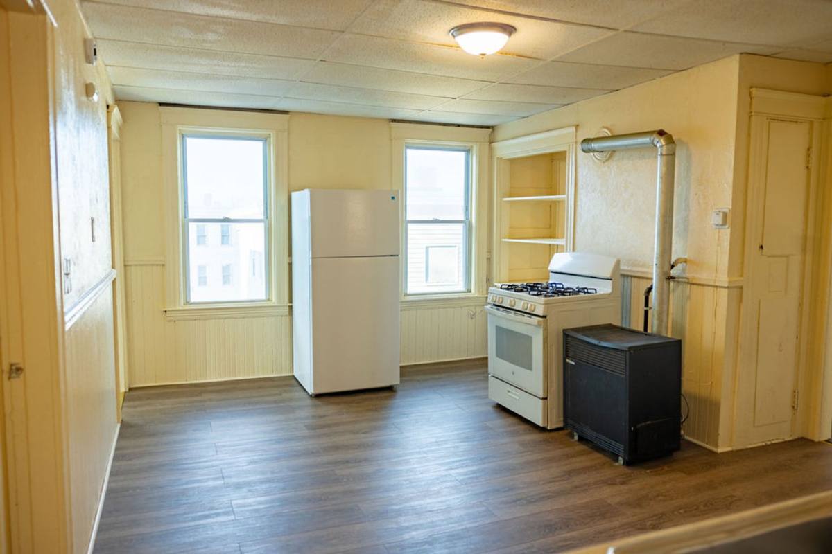 Apartment for rent at 42 Dorchester St, Worcester, MA 01609