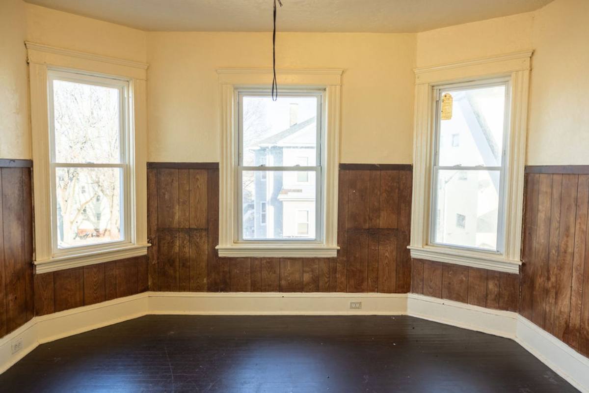 Apartment for rent at 42 Dorchester St, Worcester, MA 01609