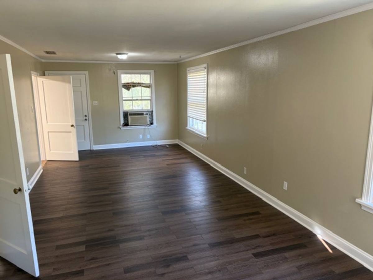 Apartment for rent at 1353 Glen Oak Place #A, Shreveport, LA 71103