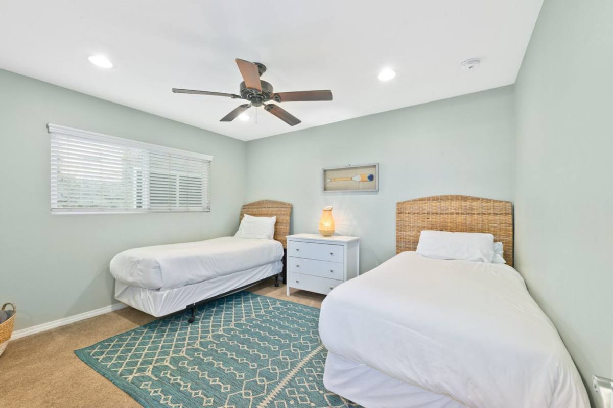 Apartment for rent at 119 46th St, Newport Beach, CA 92663