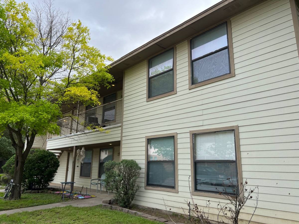 Apartment for rent at 932 Fannin St, Denton, TX 76201