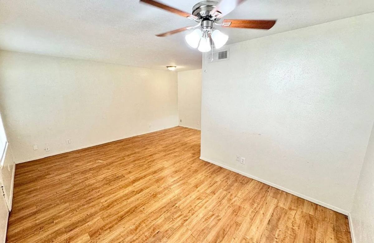 Apartment for rent at 1115 N Austin St, Denton, TX 76201