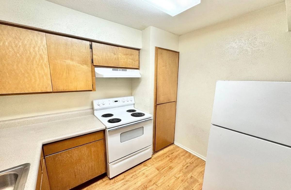 Apartment for rent at 1115 N Austin St, Denton, TX 76201