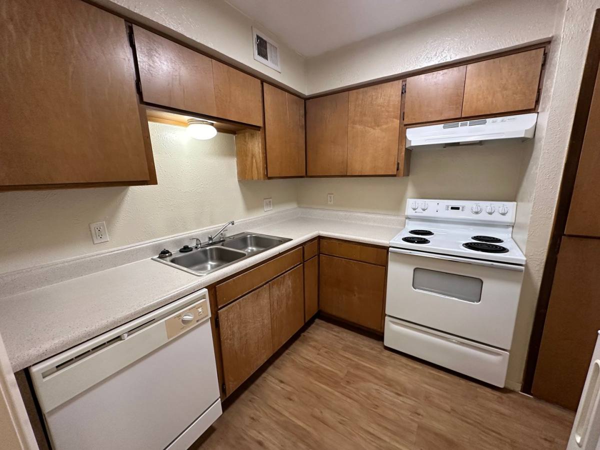 Apartment for rent at 1115 N Austin St, Denton, TX 76201