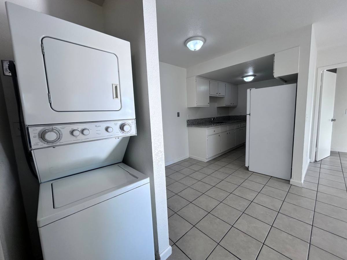 Apartment for rent at 2777-2783 Meadowview Rd, Sacramento, CA 95832