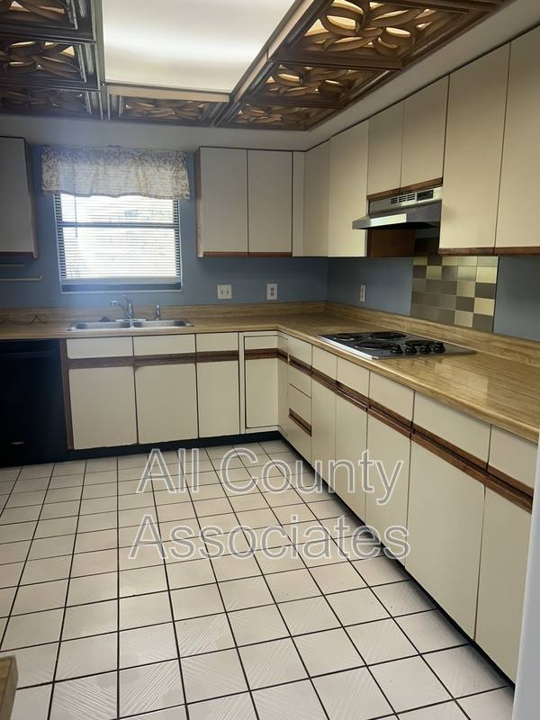 Condo for rent at 504 So Florida Ave #222, Tarpon Springs, FL 34689