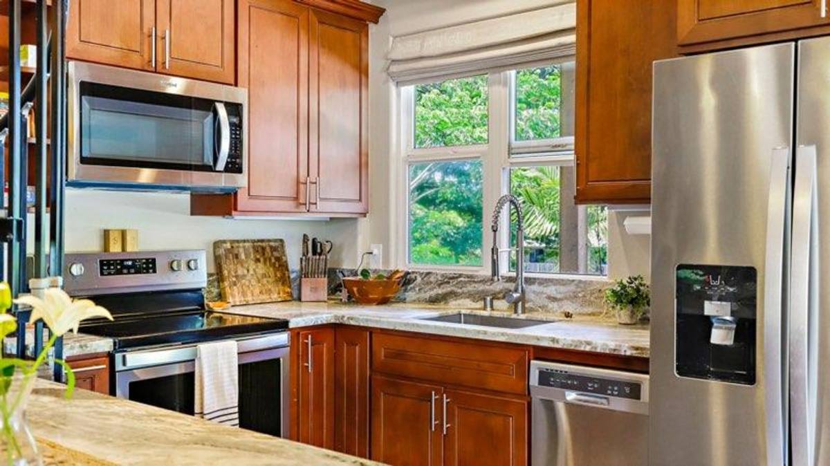 Apartment for rent at 66-084A Waialua Beach Rd, Haleiwa, HI 96712