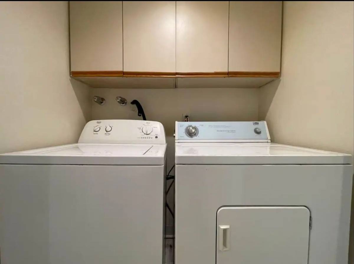 Condo for rent at 70 N Catalina Ave, Pasadena, CA 91106