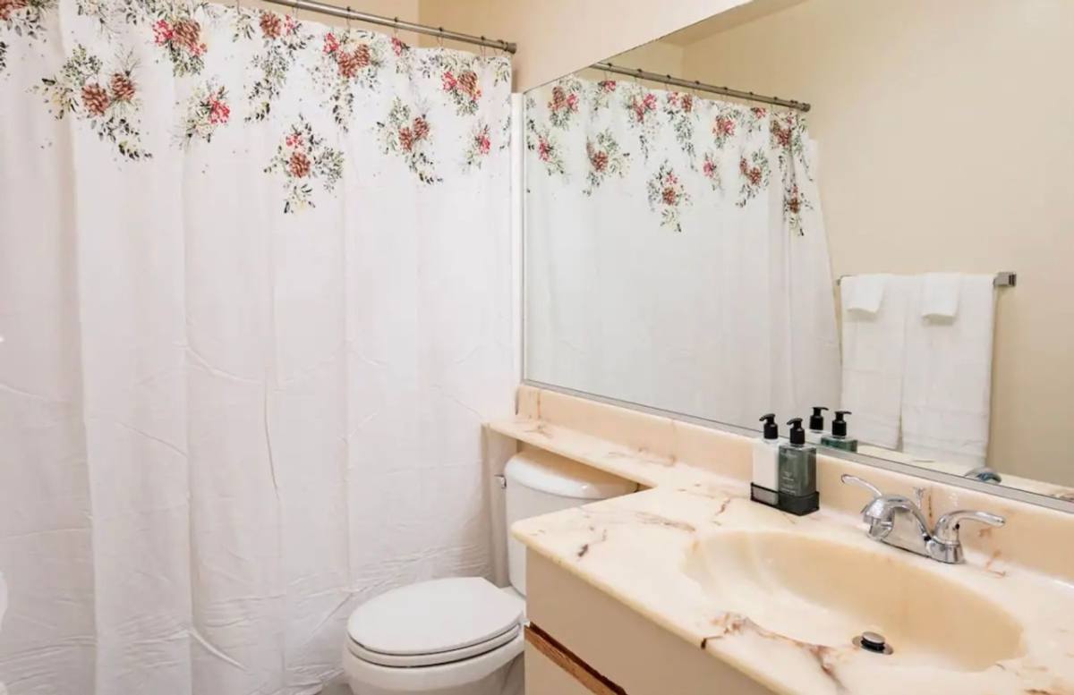Condo for rent at 70 N Catalina Ave, Pasadena, CA 91106