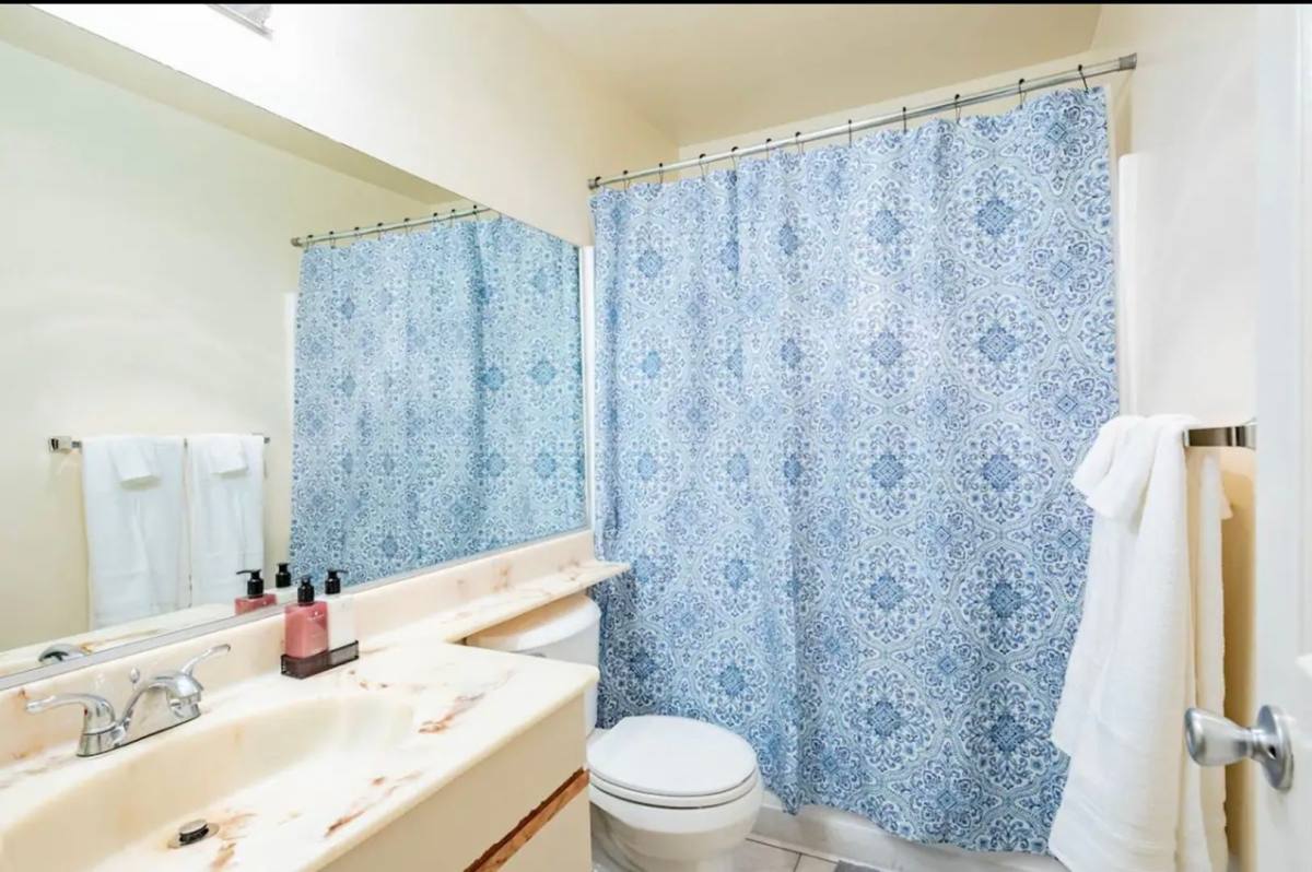 Condo for rent at 70 N Catalina Ave, Pasadena, CA 91106